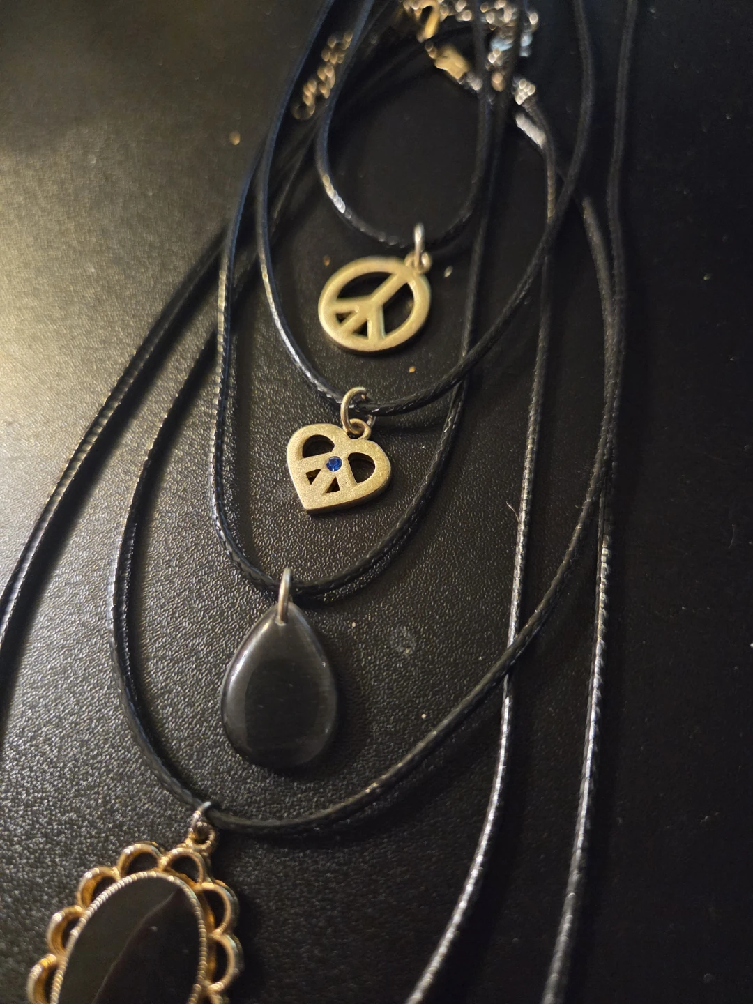 90s vintage charm choker necklace - photo 2