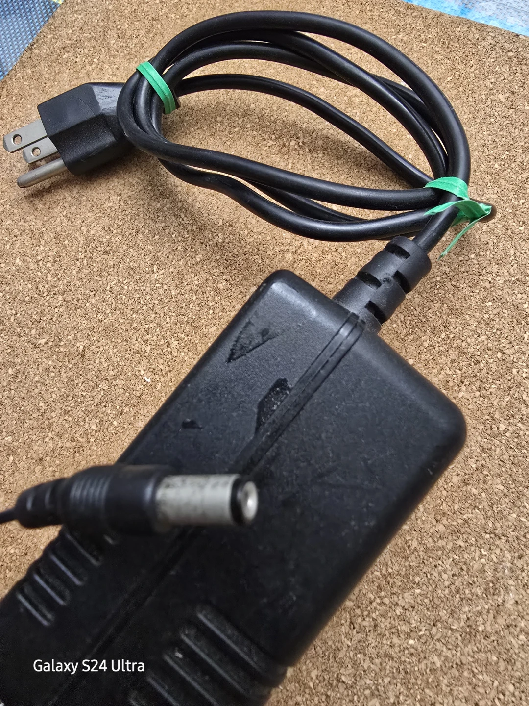 AC Adaptor Ultra 30/50 120v 60 hz Input 10Vdc Output - photo 5