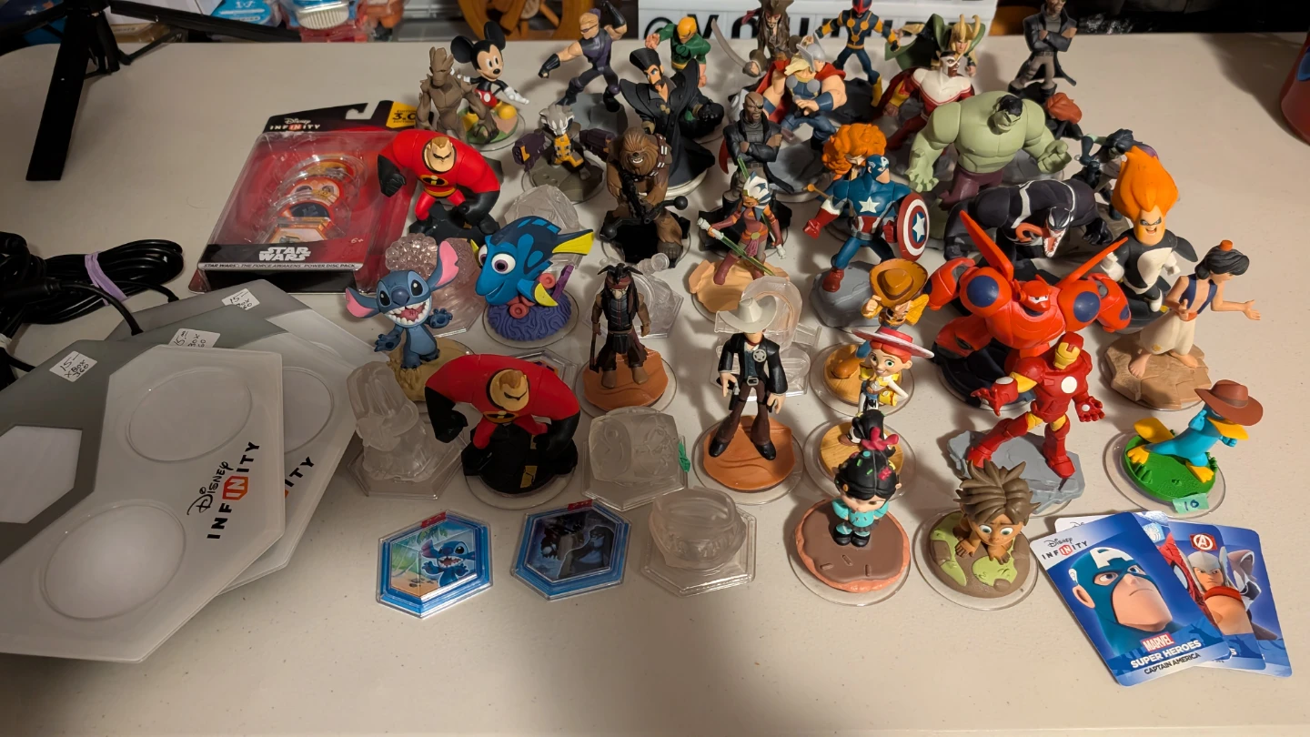 50 Disney Infinity Figures and Accessories Collection