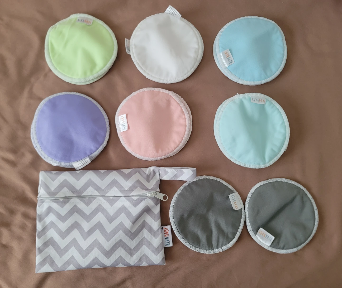 FREE Breastfeeding Bras (7) and Alvababy Reusable Breast Pads - photo 2