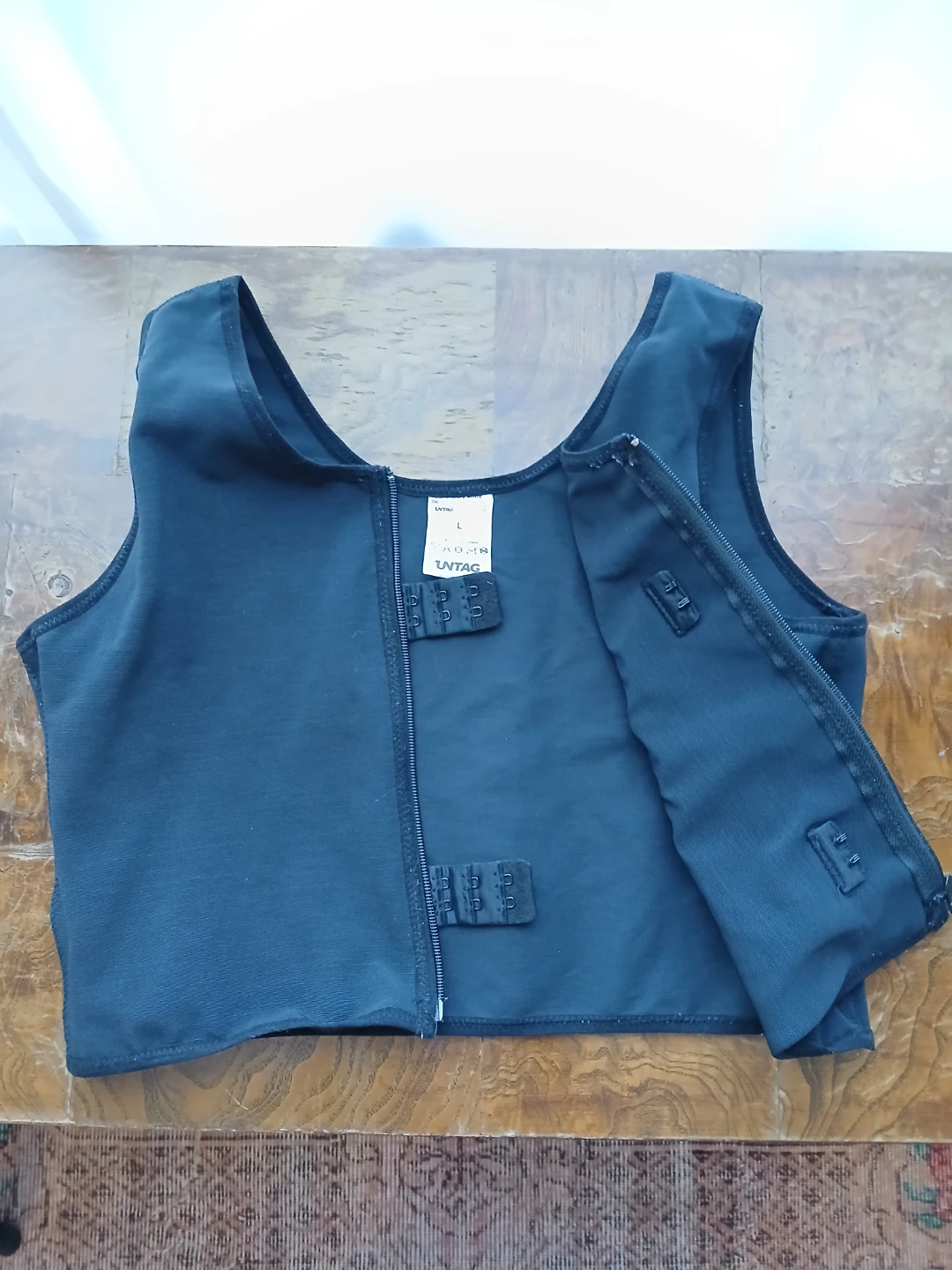 Medium-large black chest binder w zipper (Untag size L) - photo 2