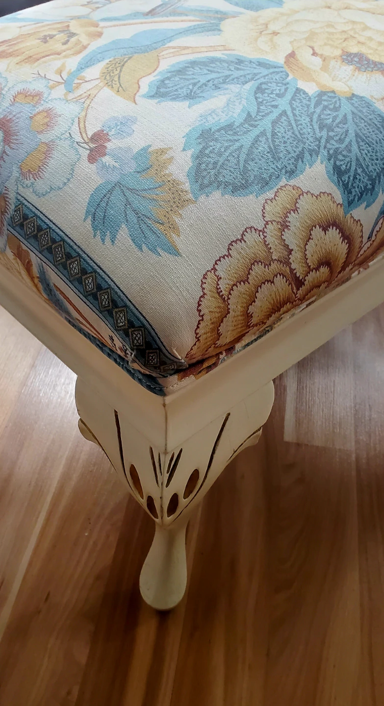 Vintage padded Ottoman - photo 4