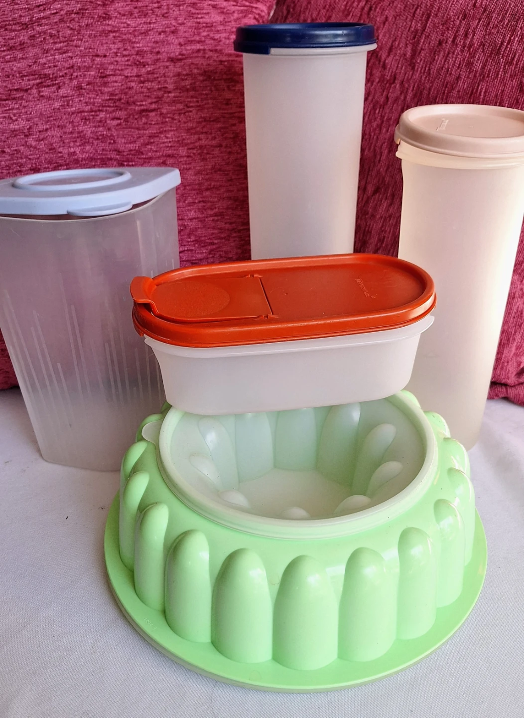 Mix of 5 Tupperware Storage Containers
