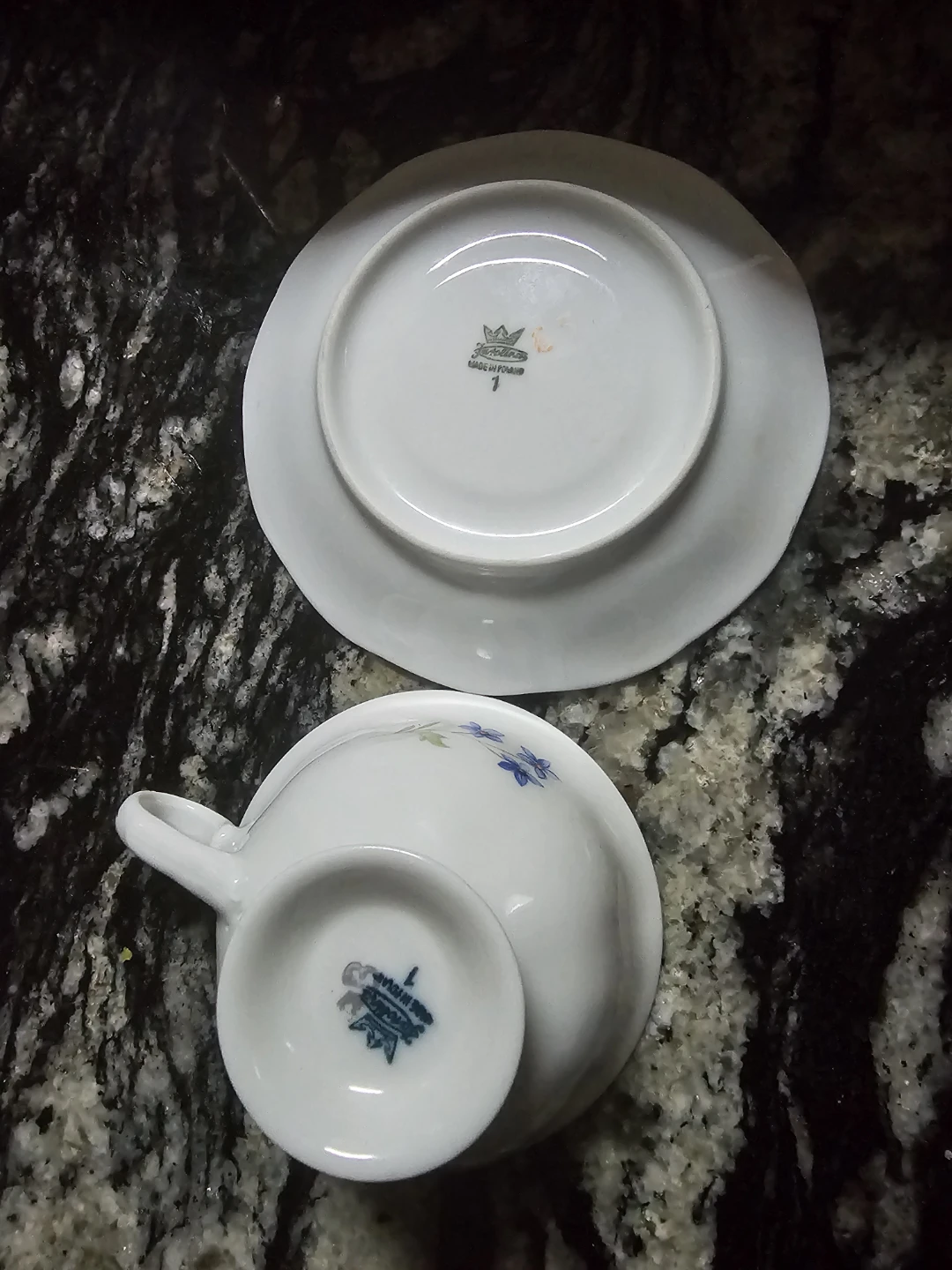 Vintage Tea Cup and Saucer Set - photo 4
