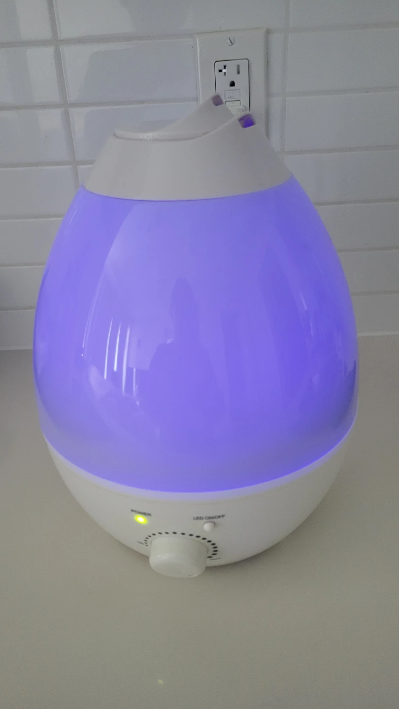 White and Blue Egg-Shaped Humidifier with LED Light - photo 3