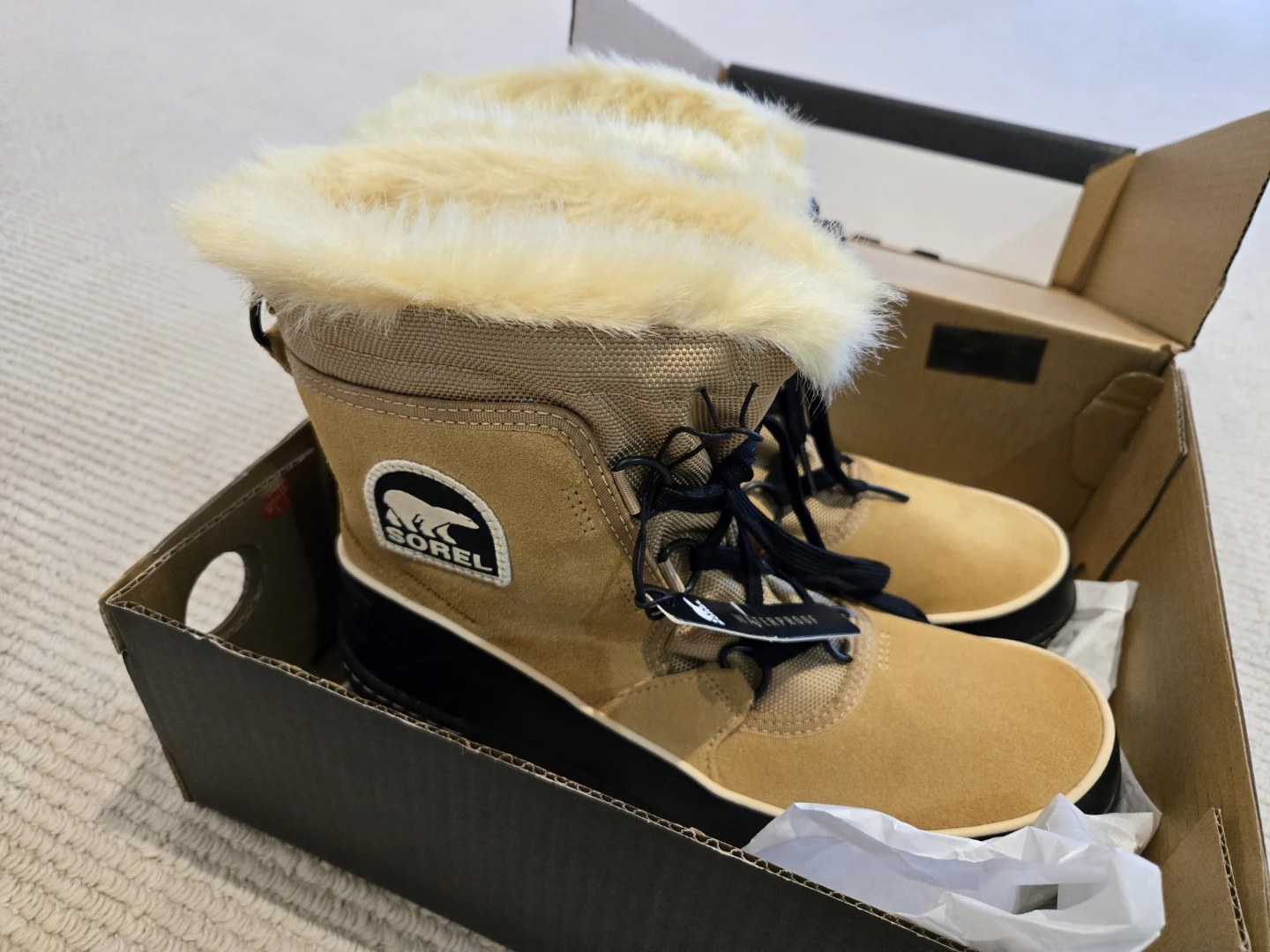 Sorel Tivoli Waterproof Boots - new in box