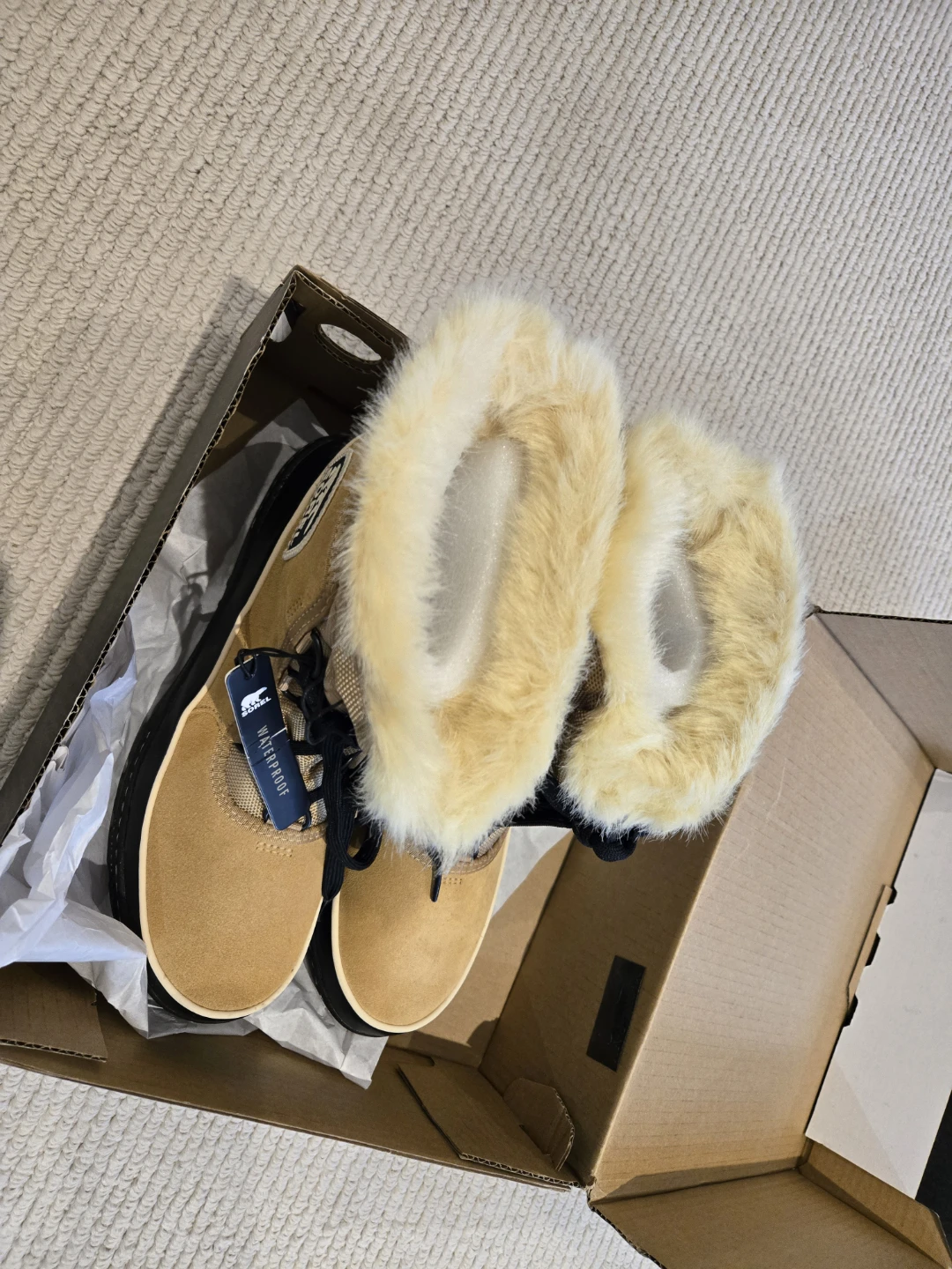 Sorel Tivoli Waterproof Boots - new in box - photo 3