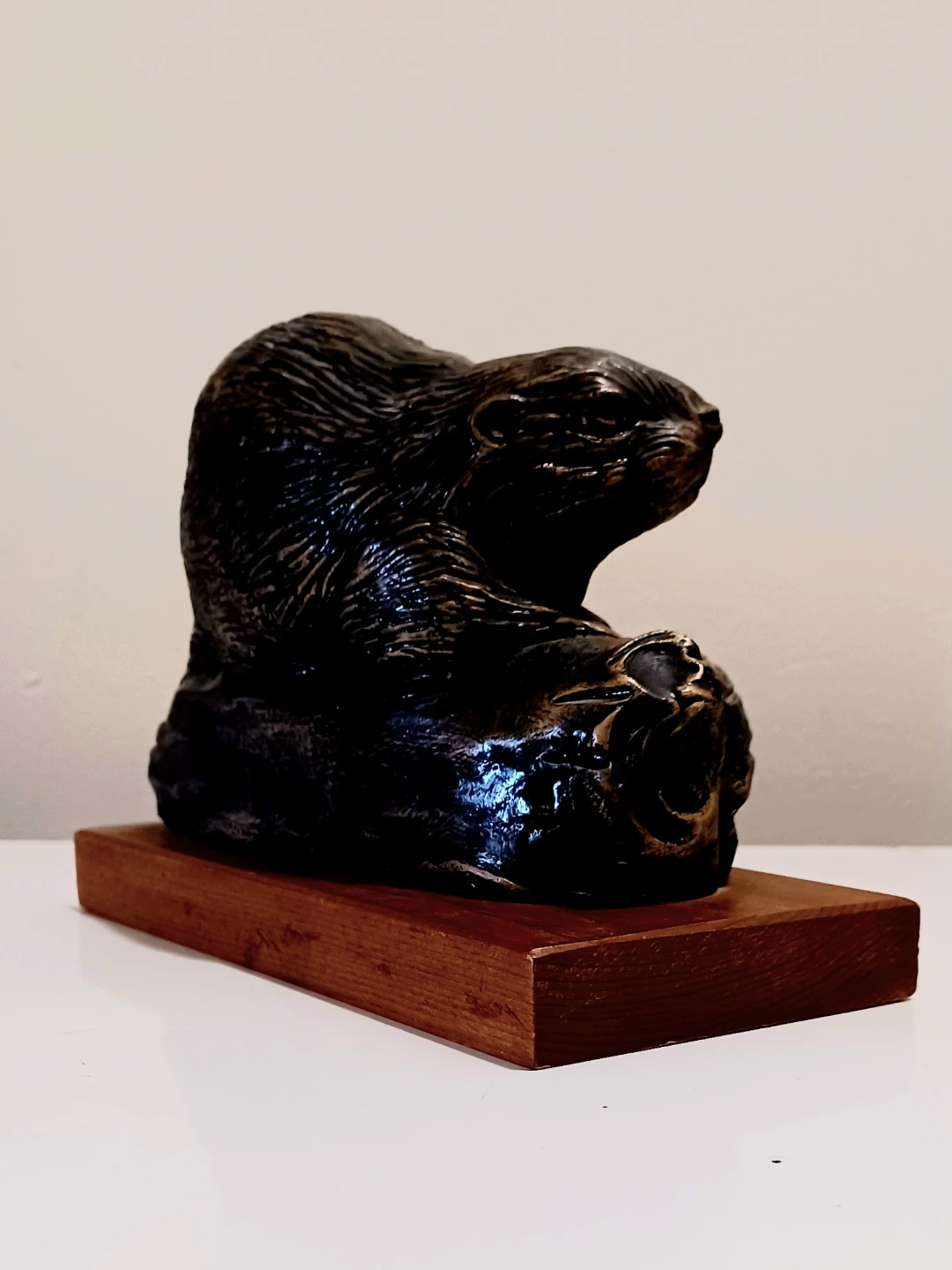 Unique Hand Crafted J. Line Custom Gifts Beaver Statue - photo 3