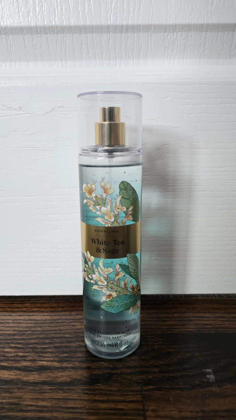 Bath & Body Works White Tea & Sage Fine Fragrance Mist (8 oz) - photo 3