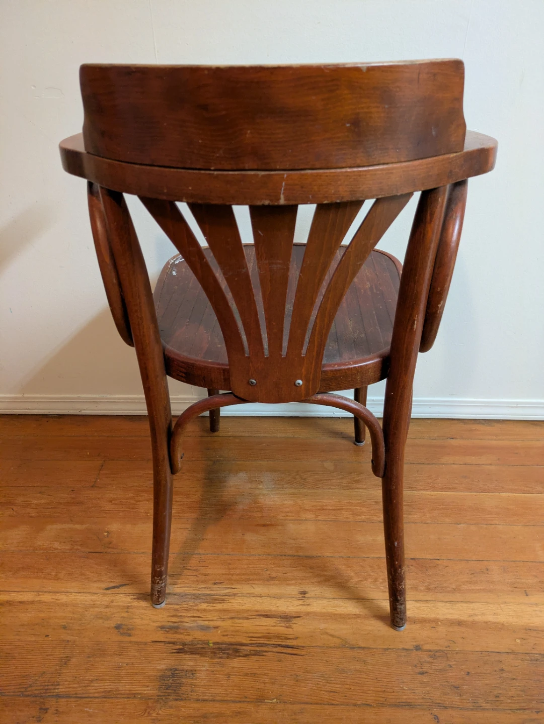 Vintage Wooden Armchair - photo 3