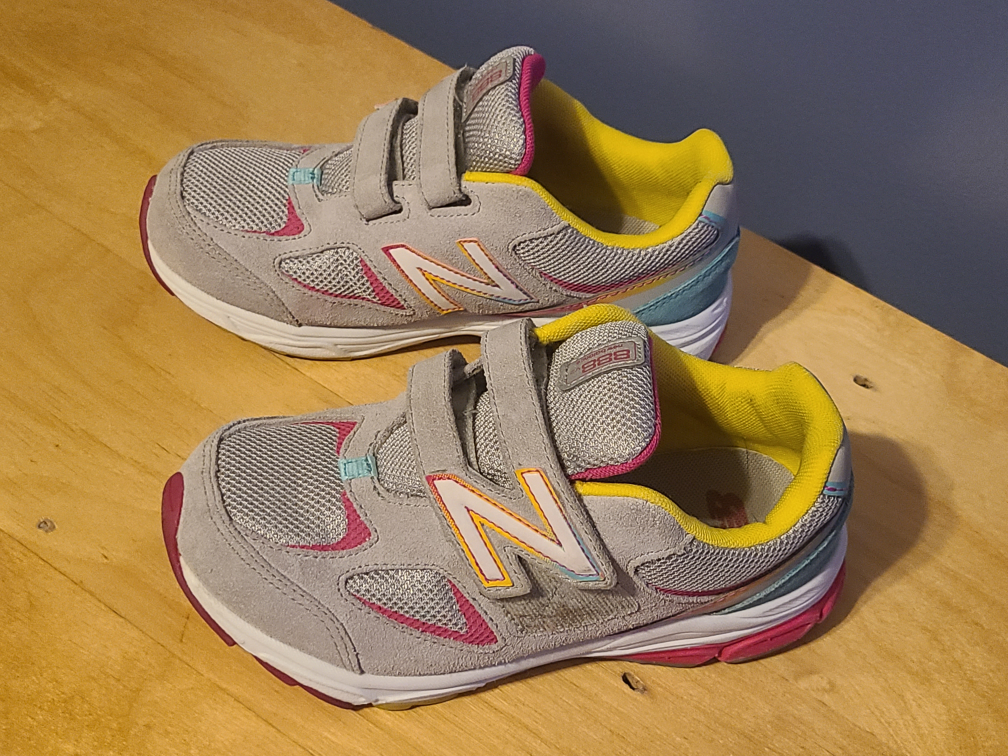 Crocs Toddler Shoes - Size 2 - photo 5