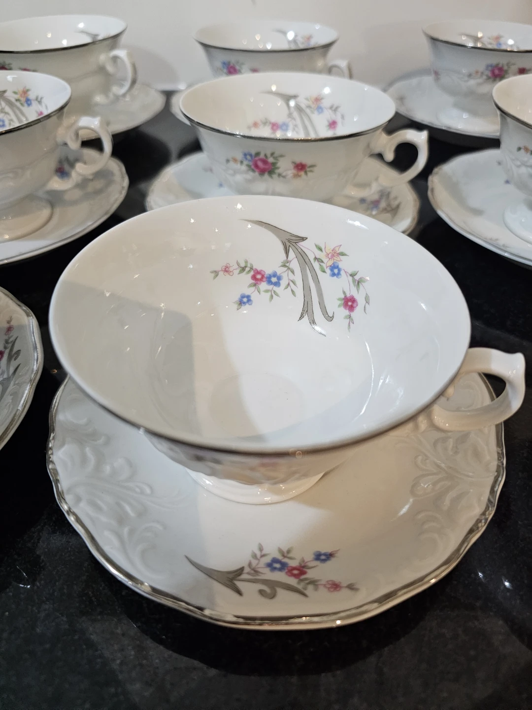 Walbrzych Porcelain Tea Set ( Bathurst and Finch) - photo 3