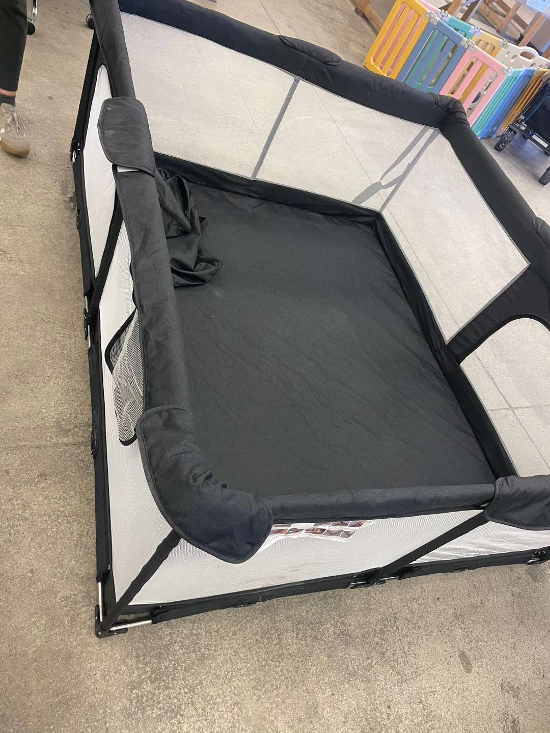 Black Playpen - photo 3