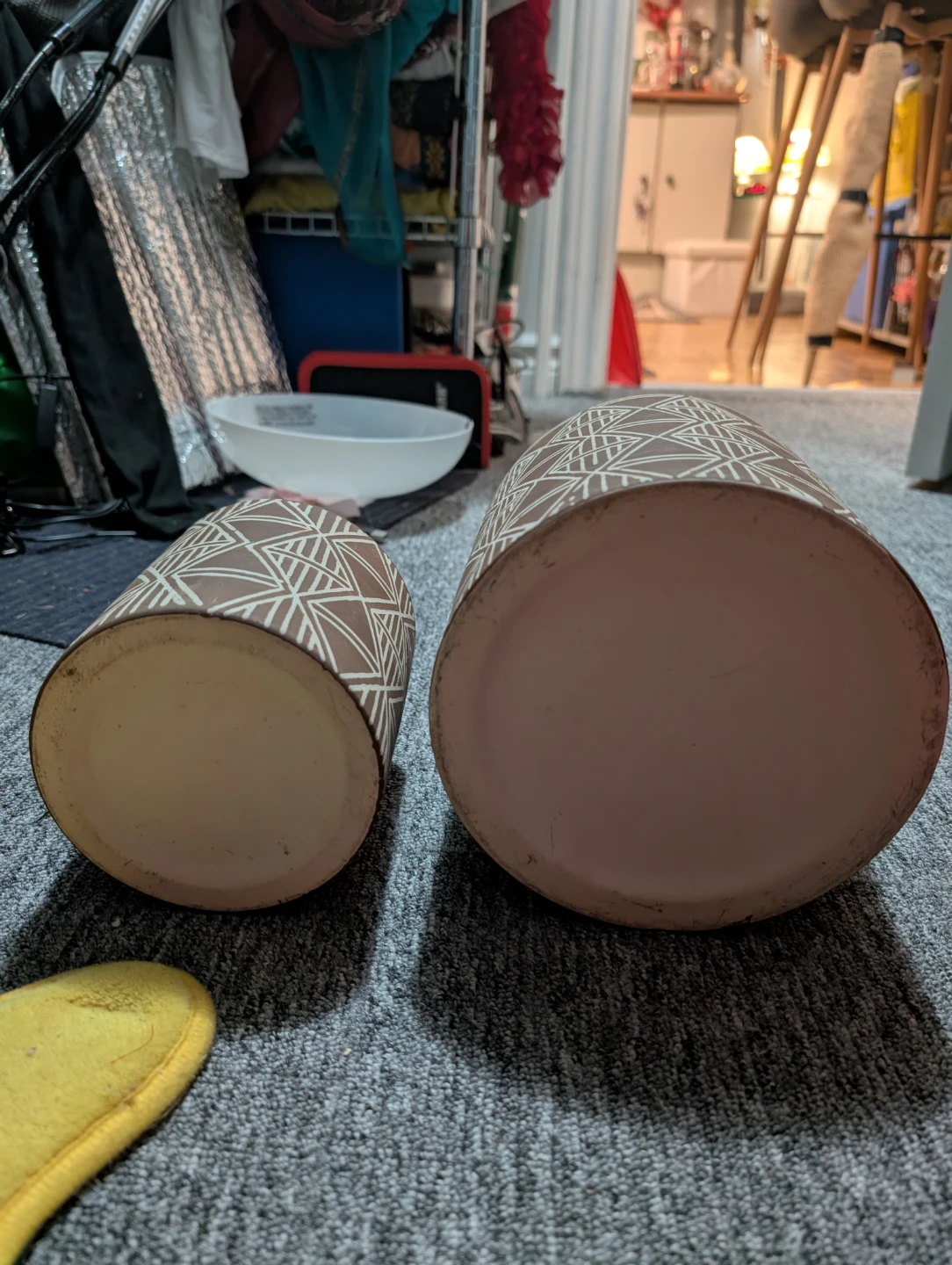 Set of 2 Brown and White Geometric Pattern Planters - photo 2