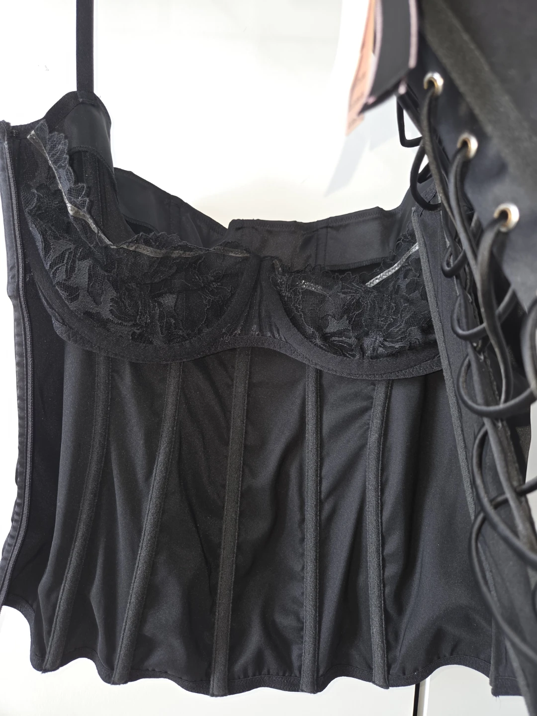 Black Satin Corset - photo 2
