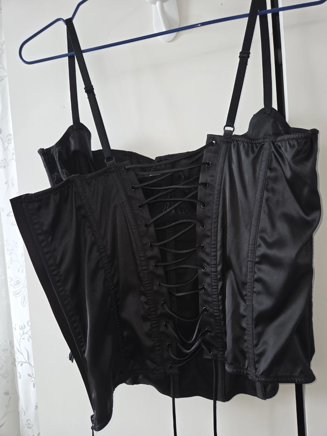 Black Satin Corset - photo 3