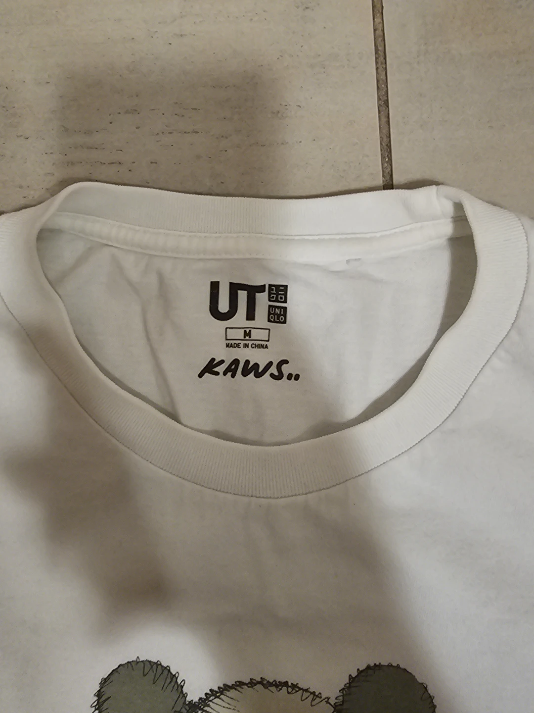 Uniqlo x KAWS Graphic T-Shirt - photo 2