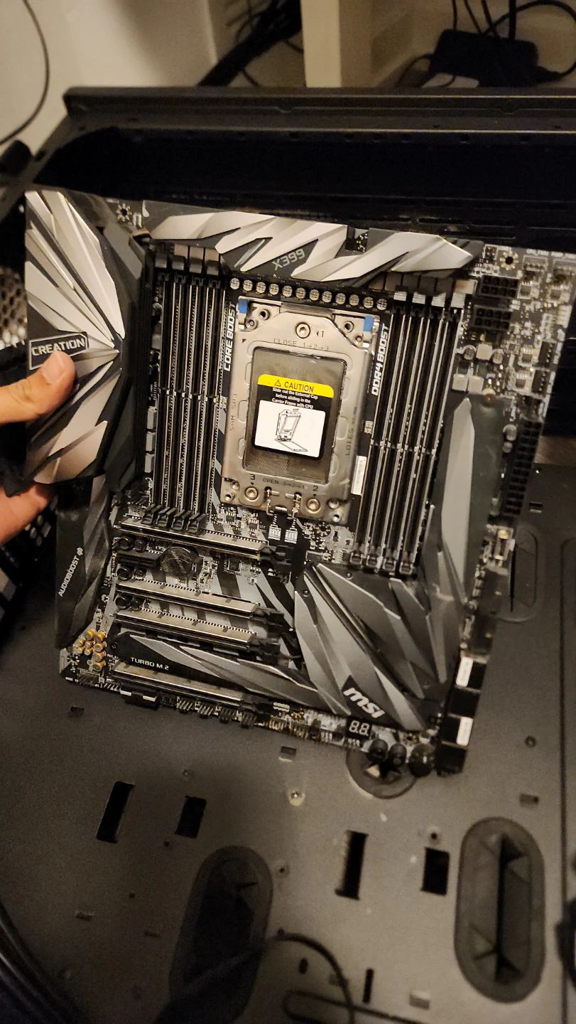MSI MEG X399 AMD THREADRIPPER Gaming/Workstation Motherboard - photo 3