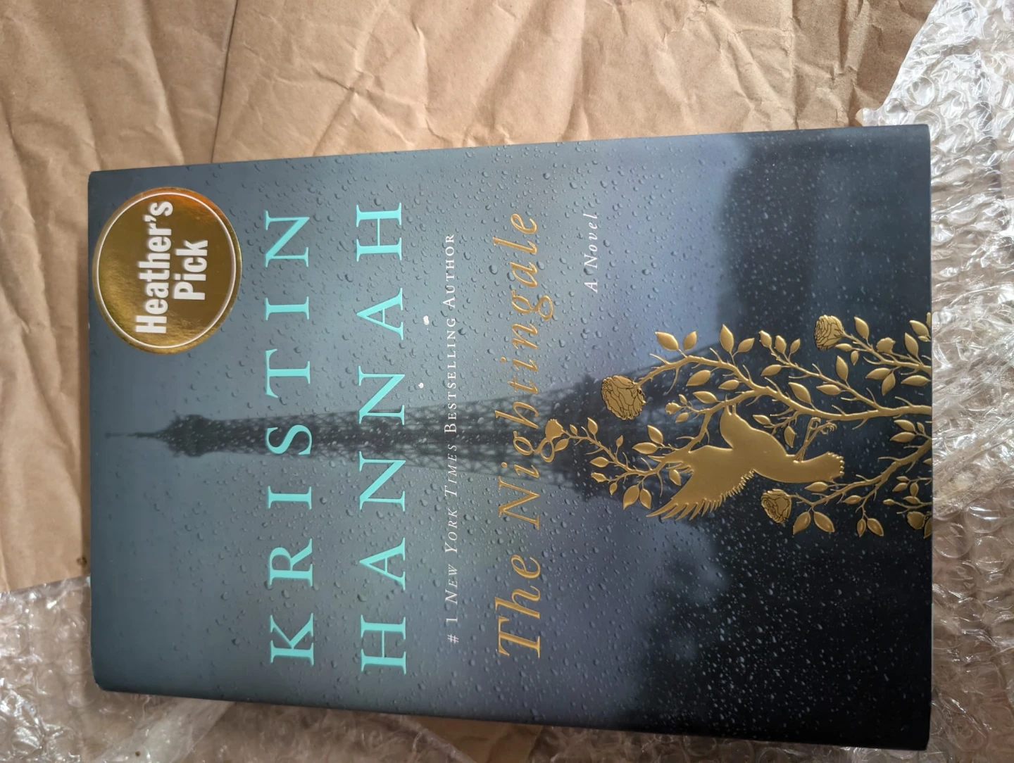 The Nightingale by Kristin Hannah - A Novel