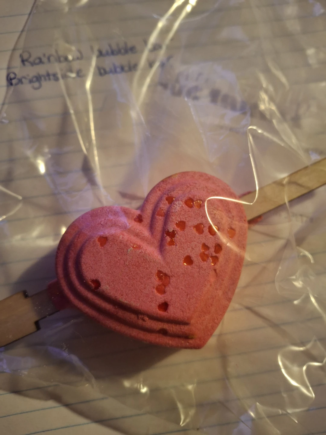 LUSH "Be My Valentine" Reusable Bubble Bar - photo 4