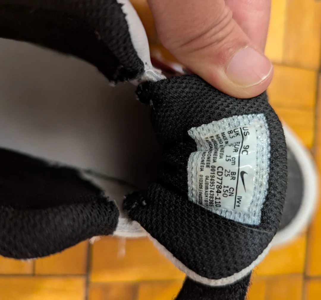 Nike Kids' Shoes Size 9C - photo 2