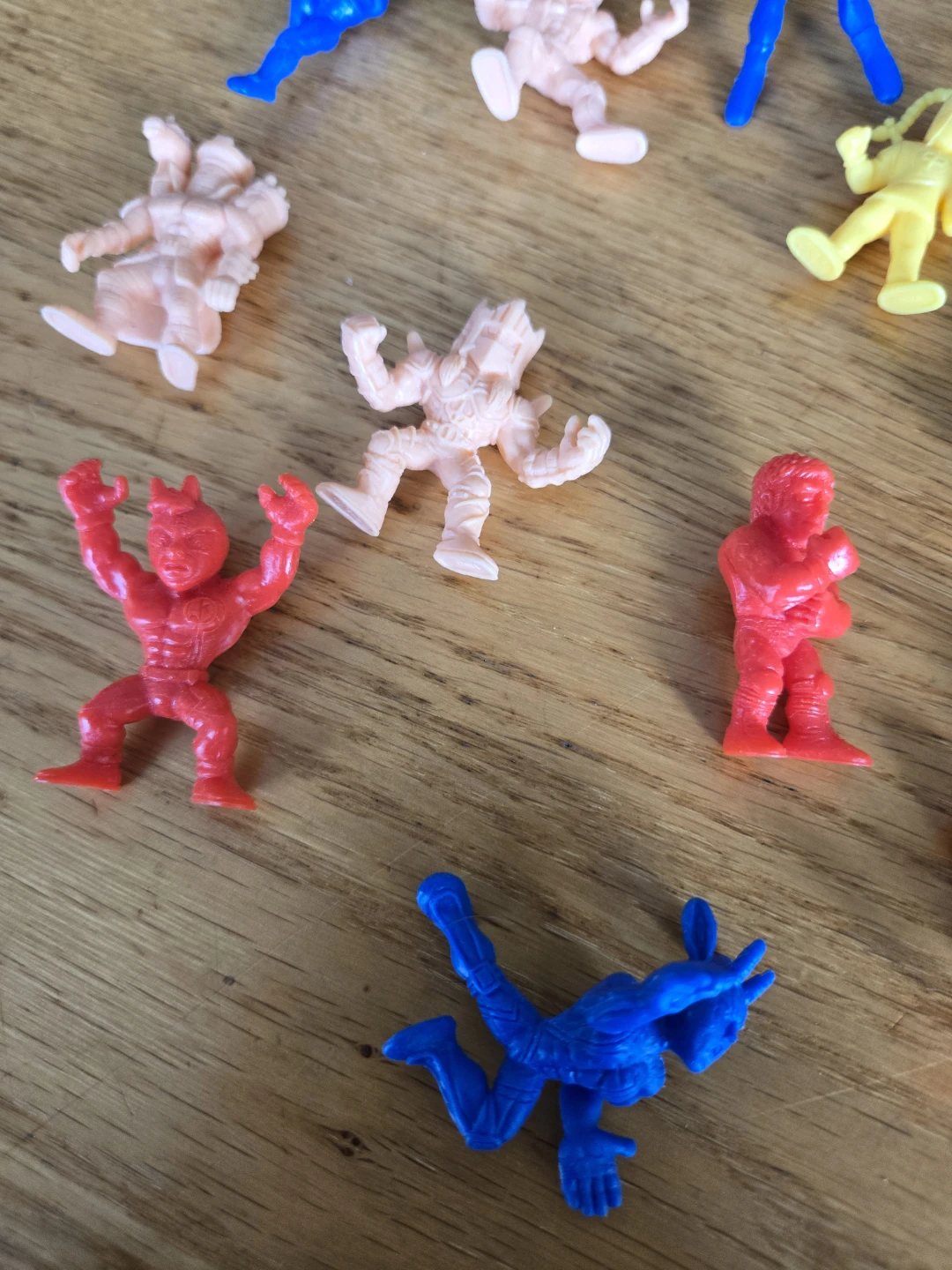 Vintage 2000 Mattel M.U.S.CL.E. Action Figures - set of 21 - photo 3
