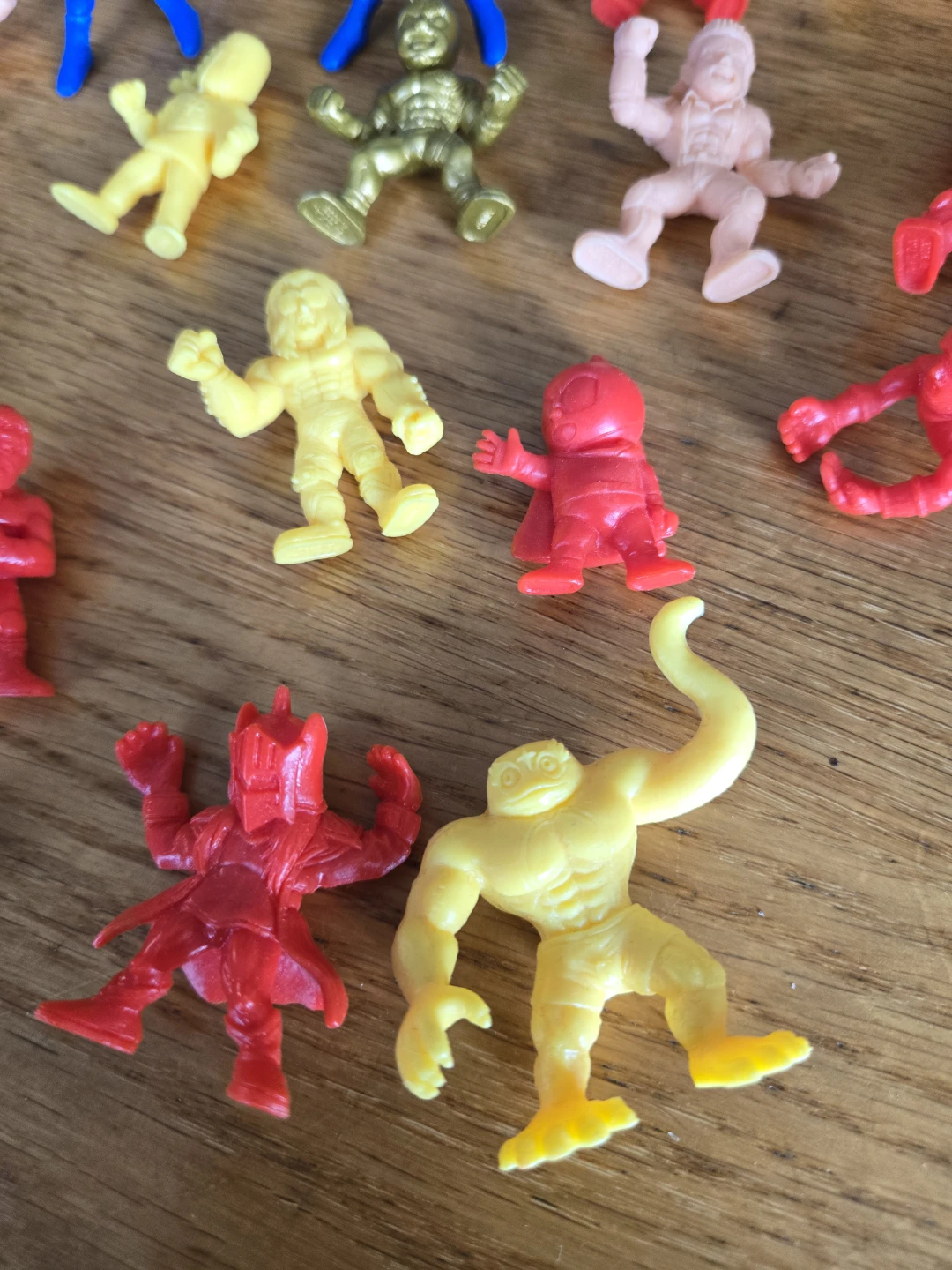 Vintage 2000 Mattel M.U.S.CL.E. Action Figures - set of 21 - photo 5