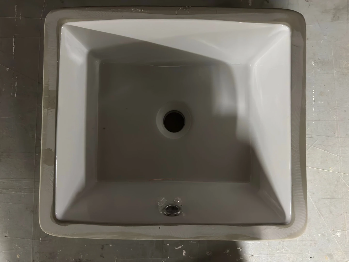 Drop-in Bathroom Sink 18"x15"x8" - photo 4