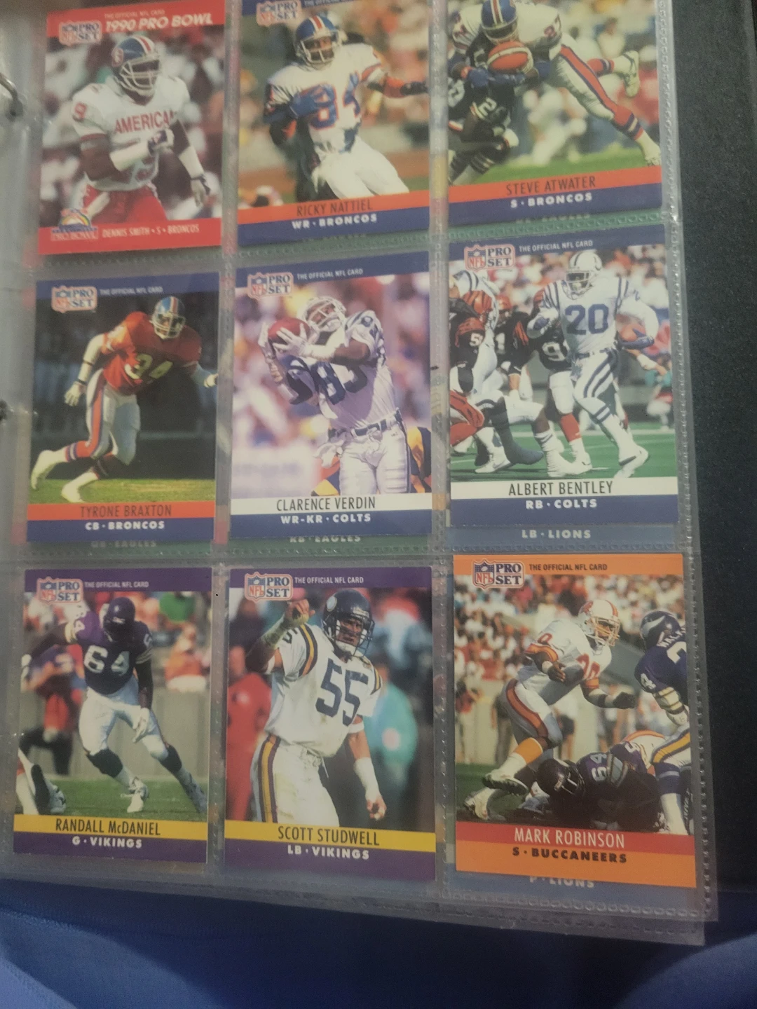 PRO SET The Official NFL Card Collection - photo 3