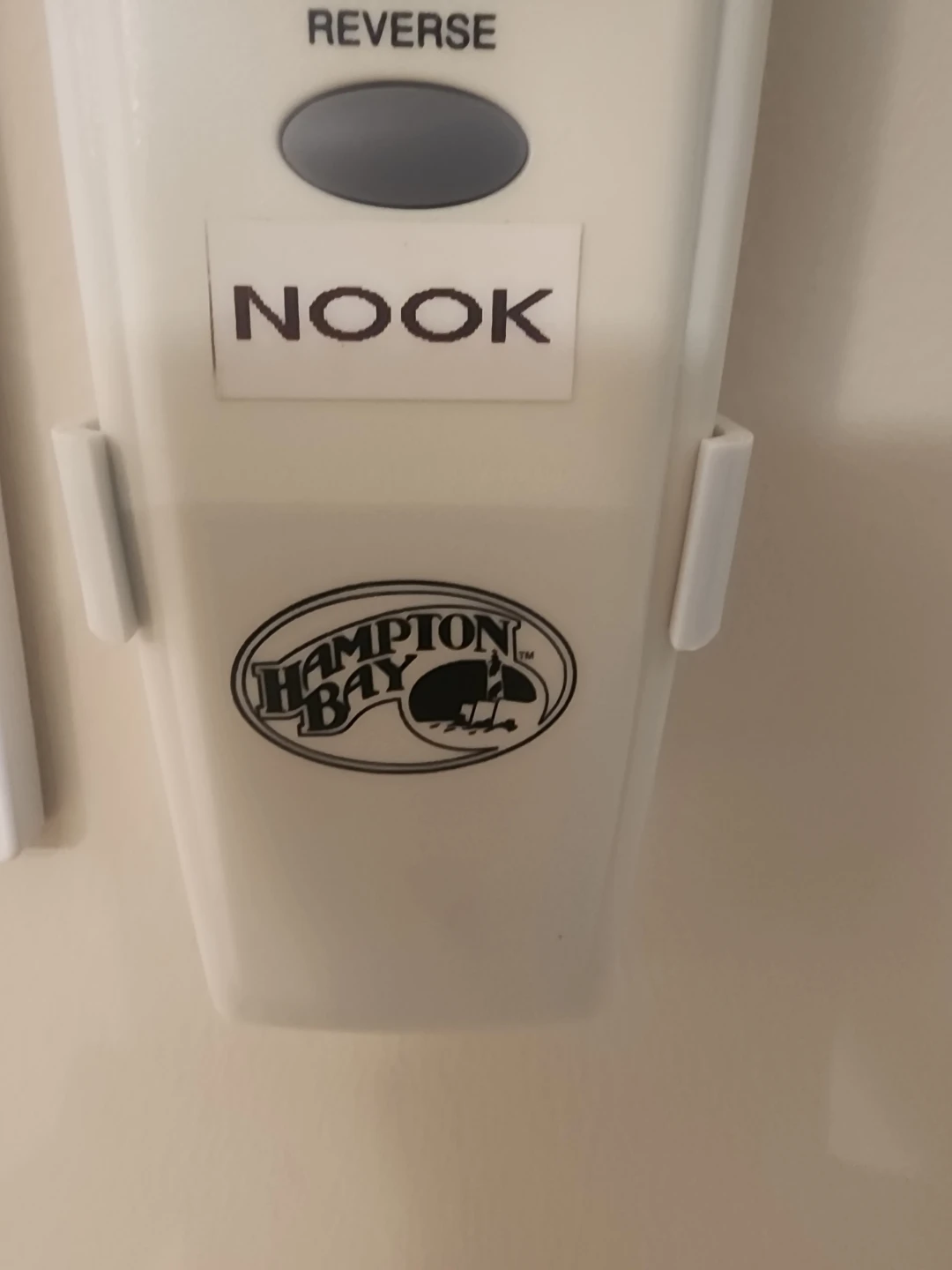 Hampton Bay Ceiling Fan with Light and Remote - photo 5