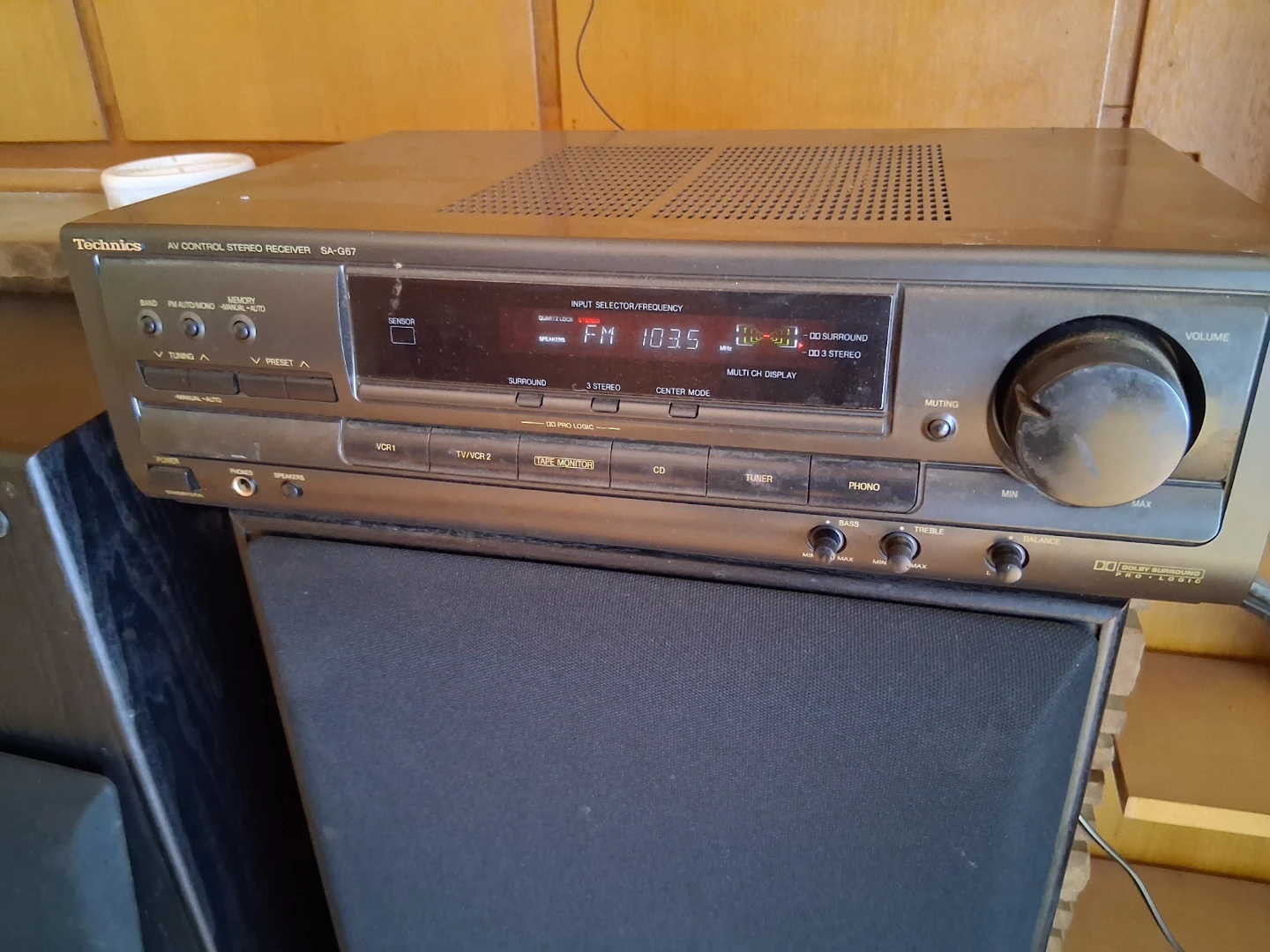 Techniques Stereo Tuner and Speakers
