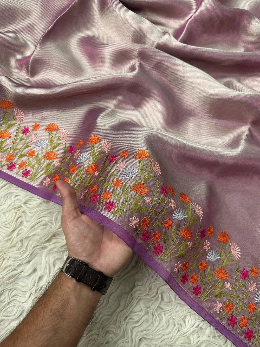 Banarasi Tissue Saree with Embroidery Border - photo 2