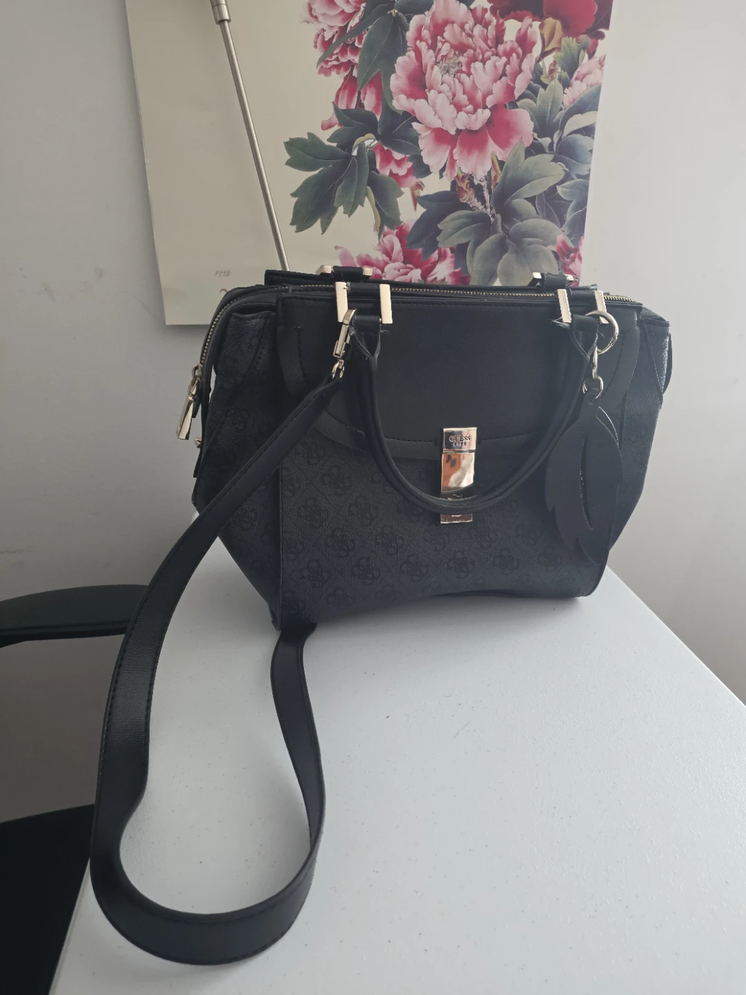 Guess Black Monogram Satchel Handbag - photo 2
