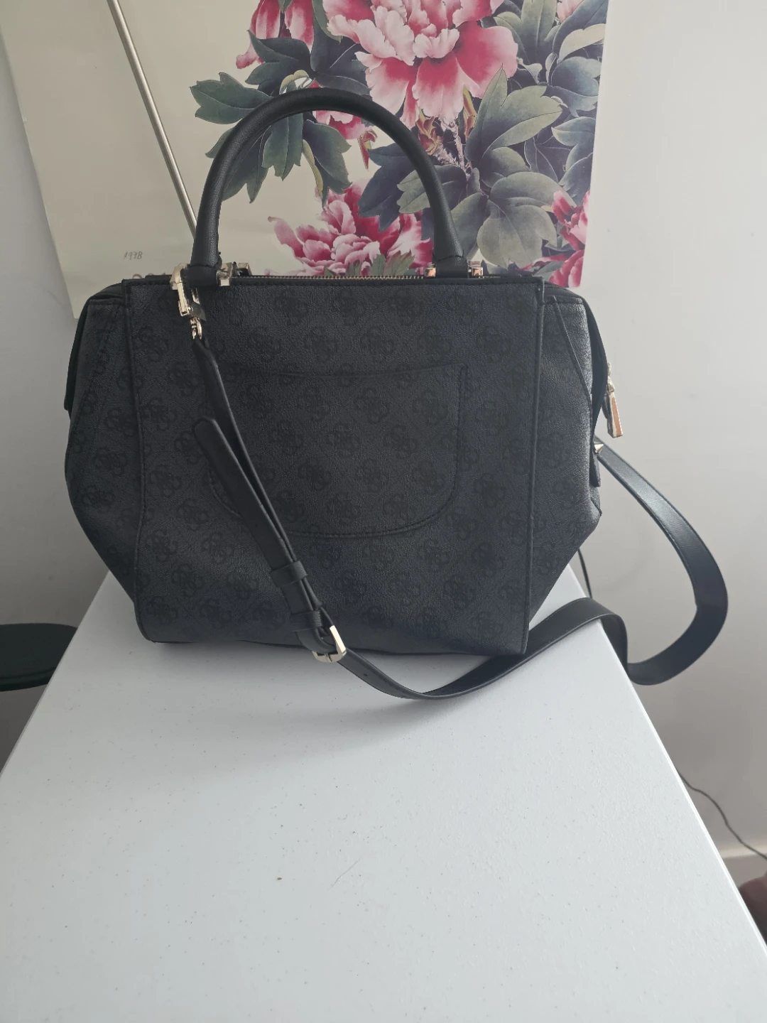 Guess Black Monogram Satchel Handbag - photo 3