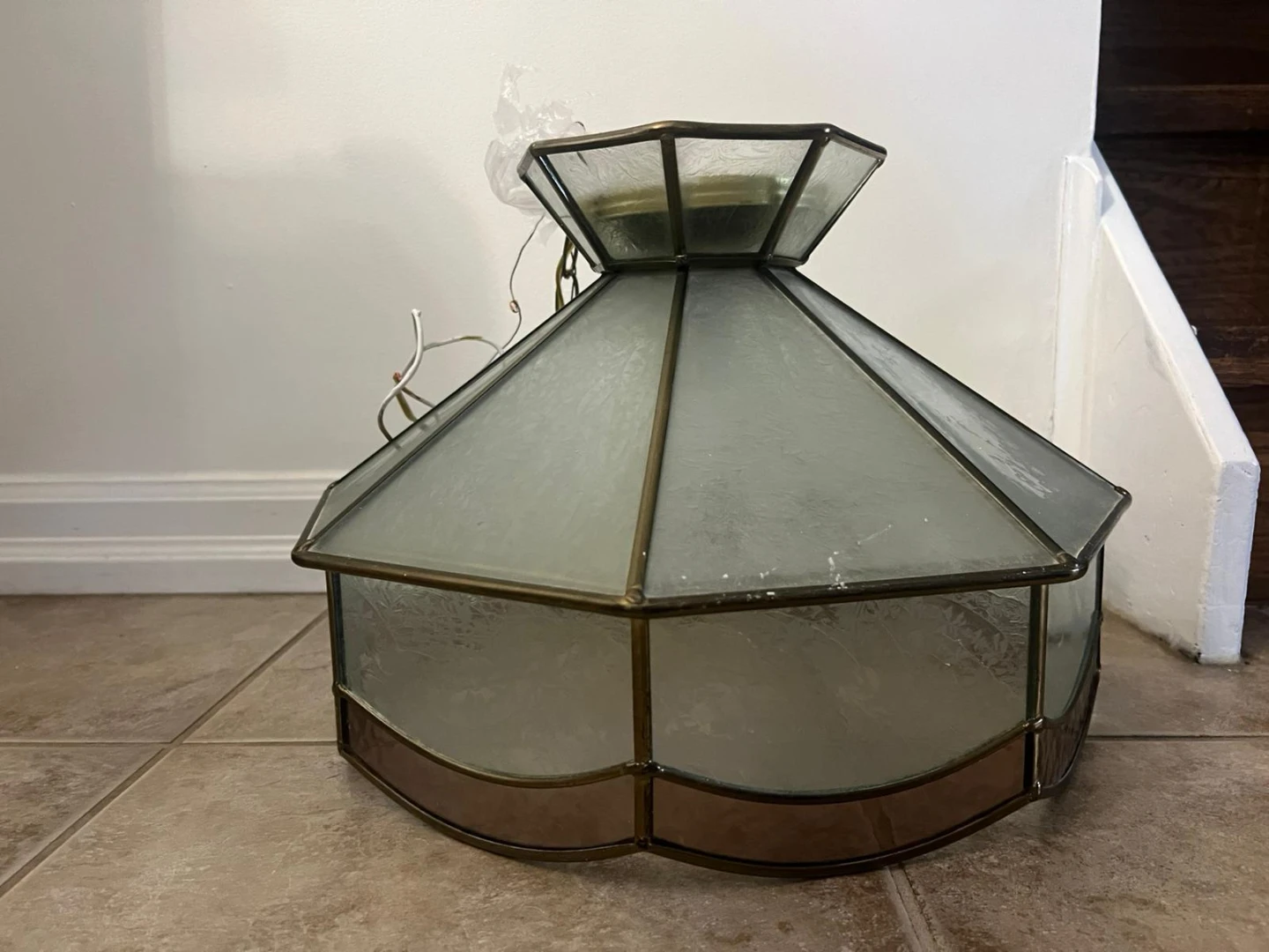 Vintage Stained Glass Hanging Lamp Shade - photo 2