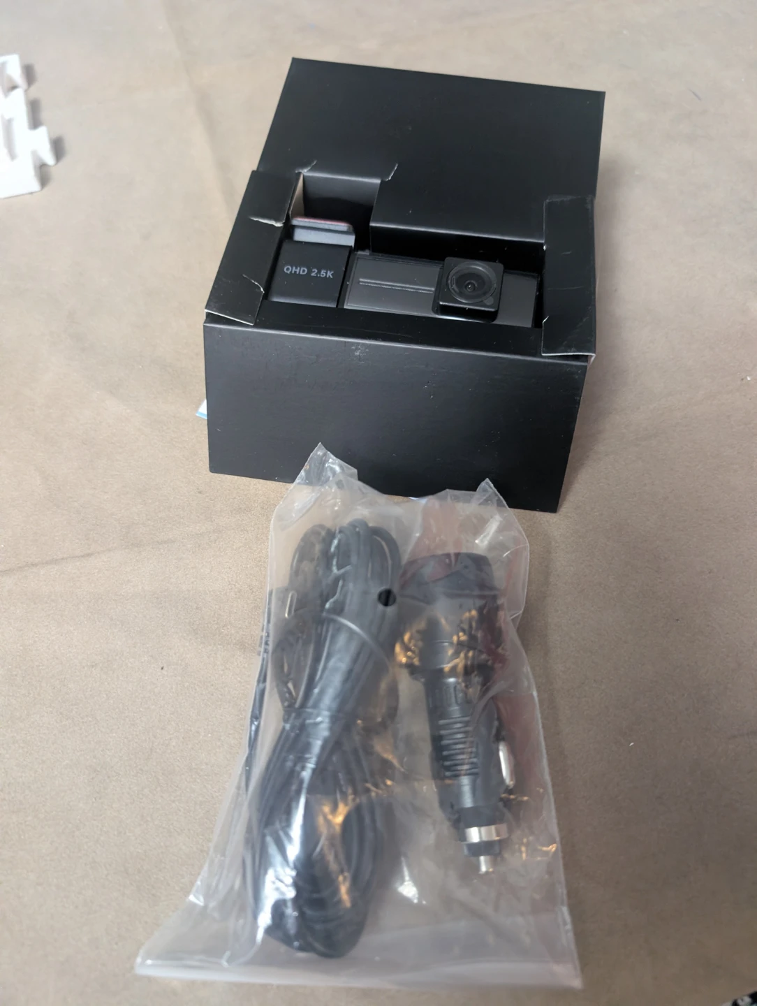 Dash Camera V100 QHD 2.5K