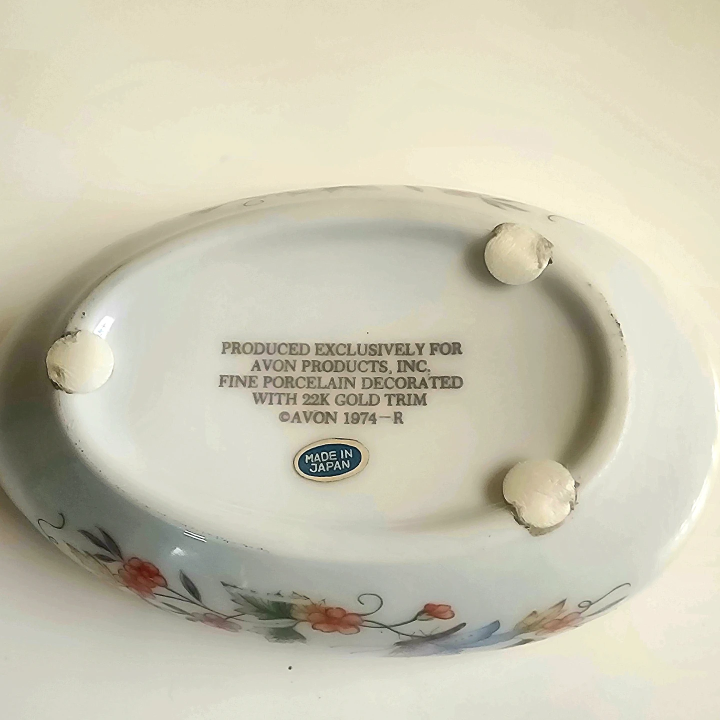 Avon Vintage Porcelain Egg Trinket Box with Gold Trim - photo 5