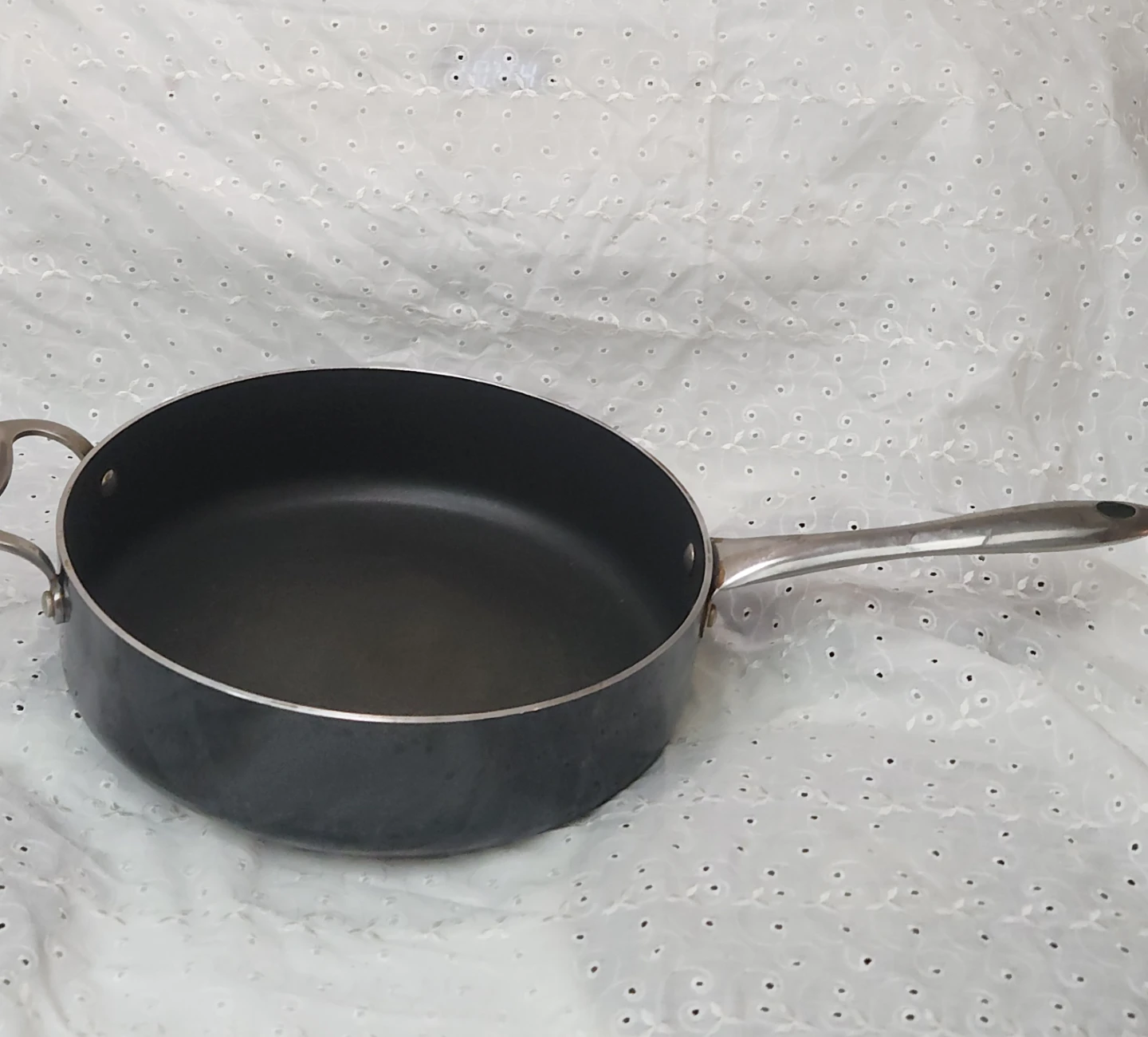 Non-stick Frying Pan