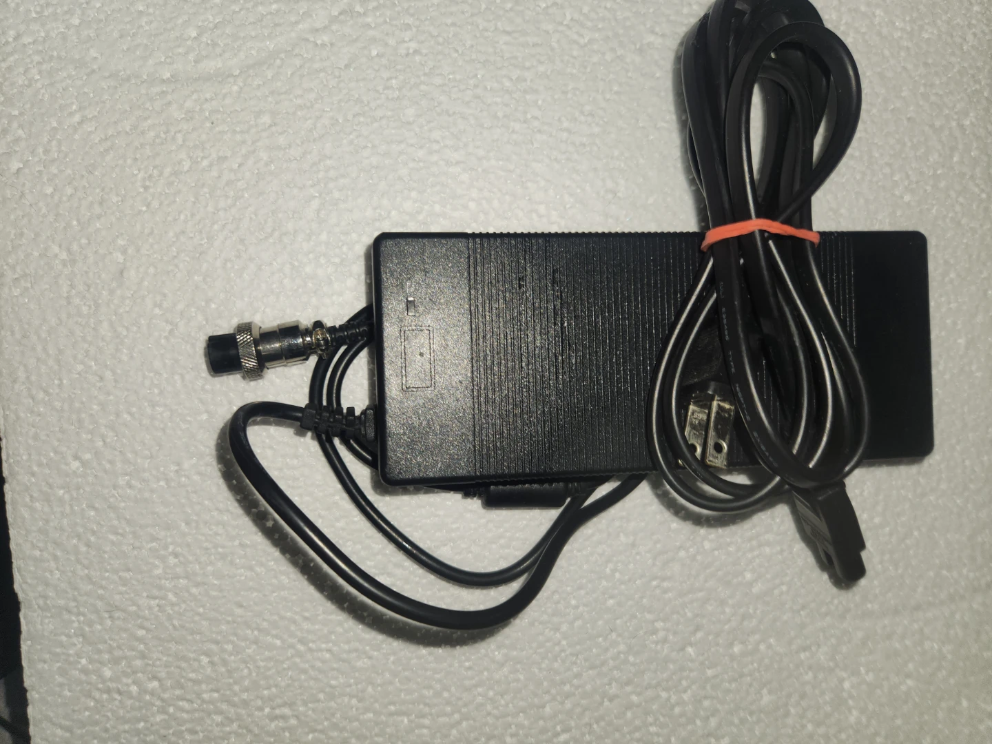 AC/DC Charger 54.6V 2.0A