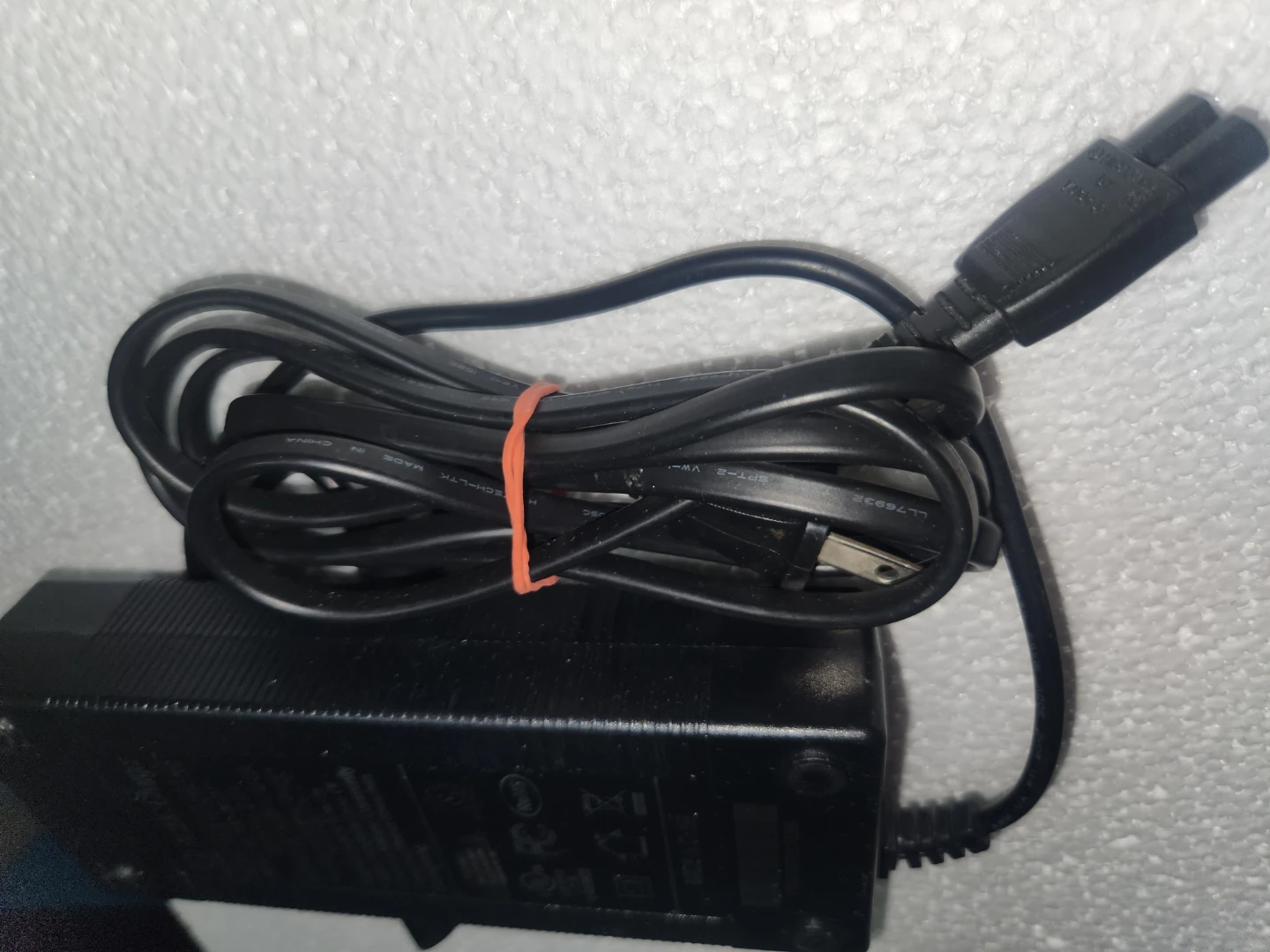 AC/DC Charger 54.6V 2.0A - photo 4