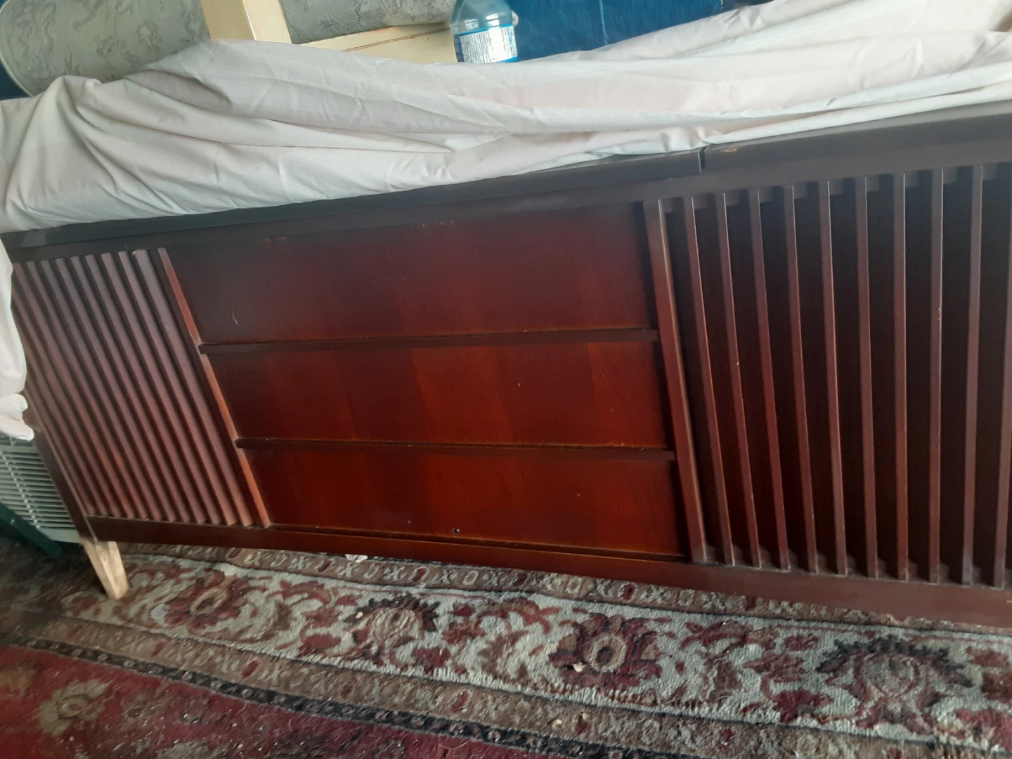 Wooden Refinished console Stereo 🥕 - photo 2