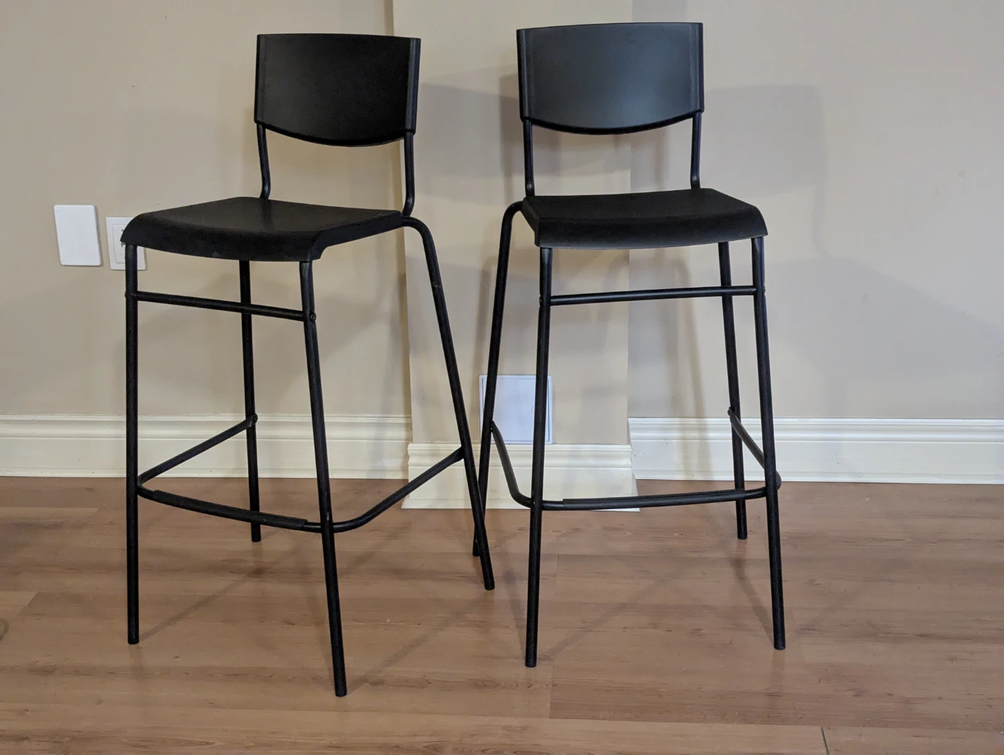 Set of 2 Black Bar Stools