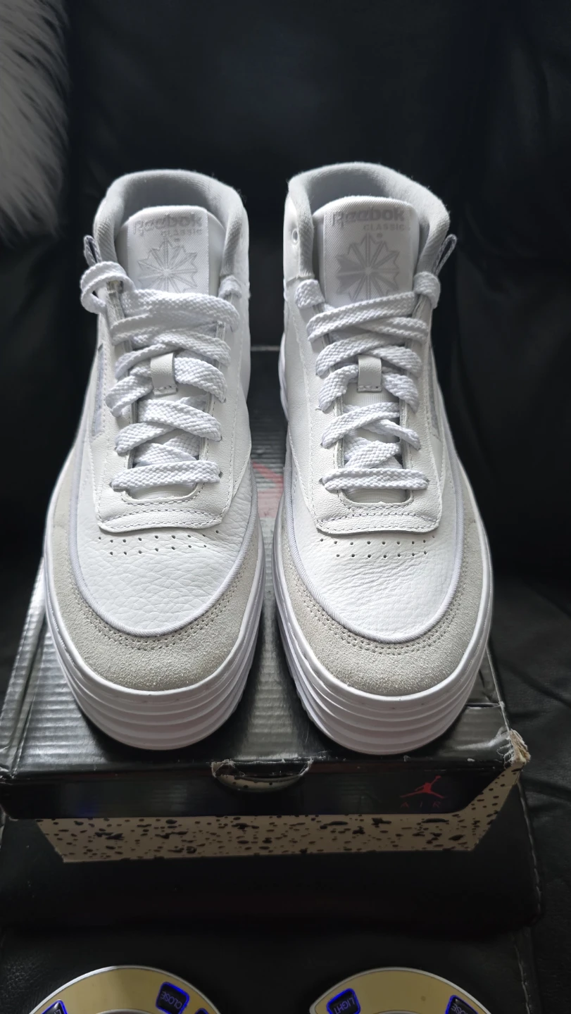 Brand new Rebook Triple White Leather sneakers sale - photo 3