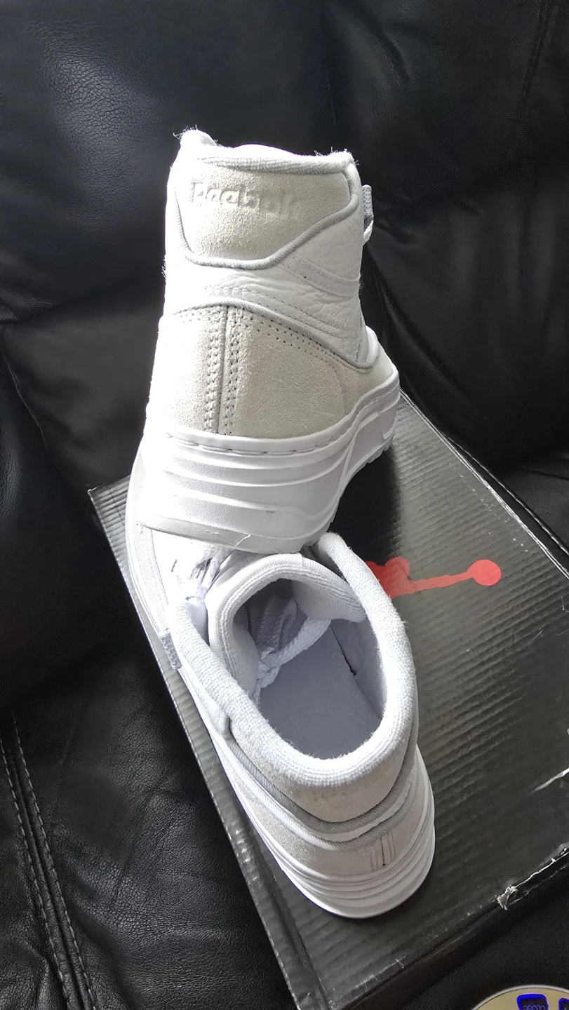 Brand new Rebook Triple White Leather sneakers sale - photo 5