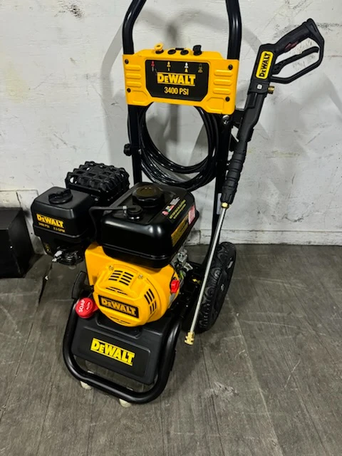 DEWALT 3400 PSI Gas Pressure Washer