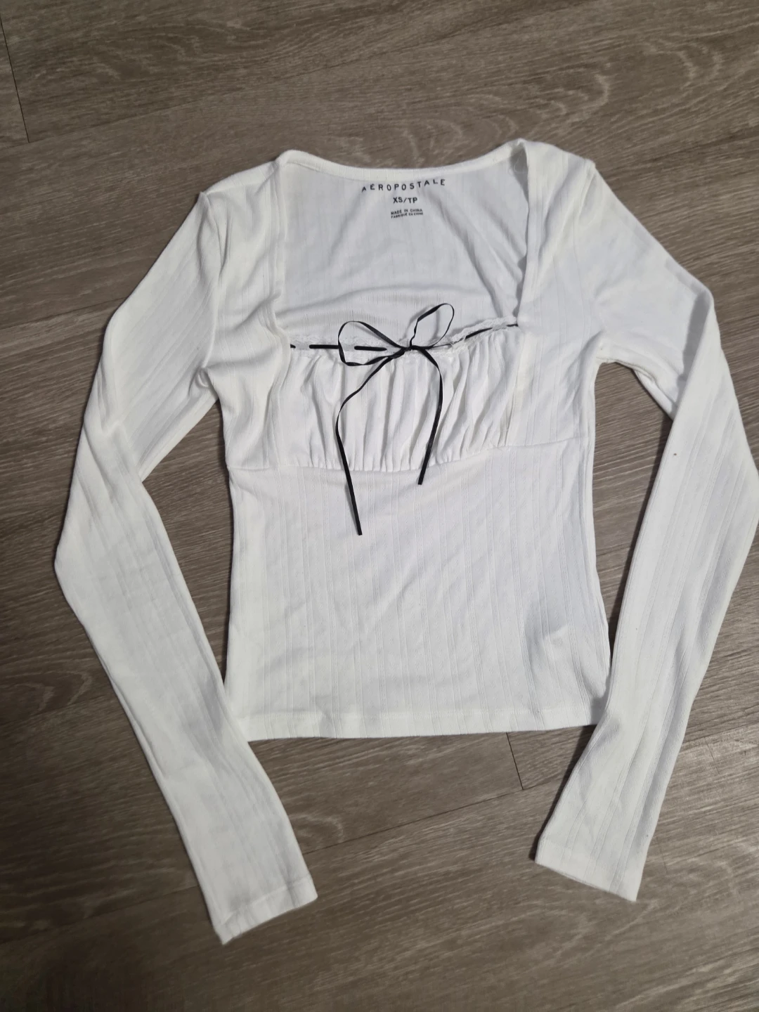 Aeropostale White Ribbed Square Neck Top with Bow - XS/TP