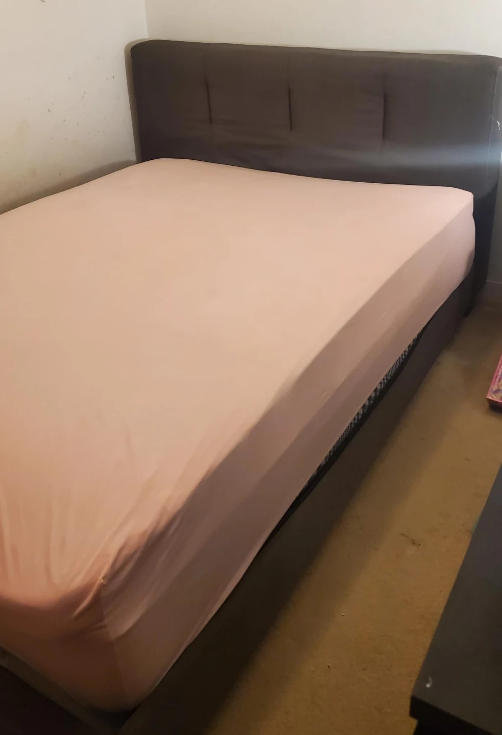 Ashley Queen Size Bed Frame with Headboard - photo 2