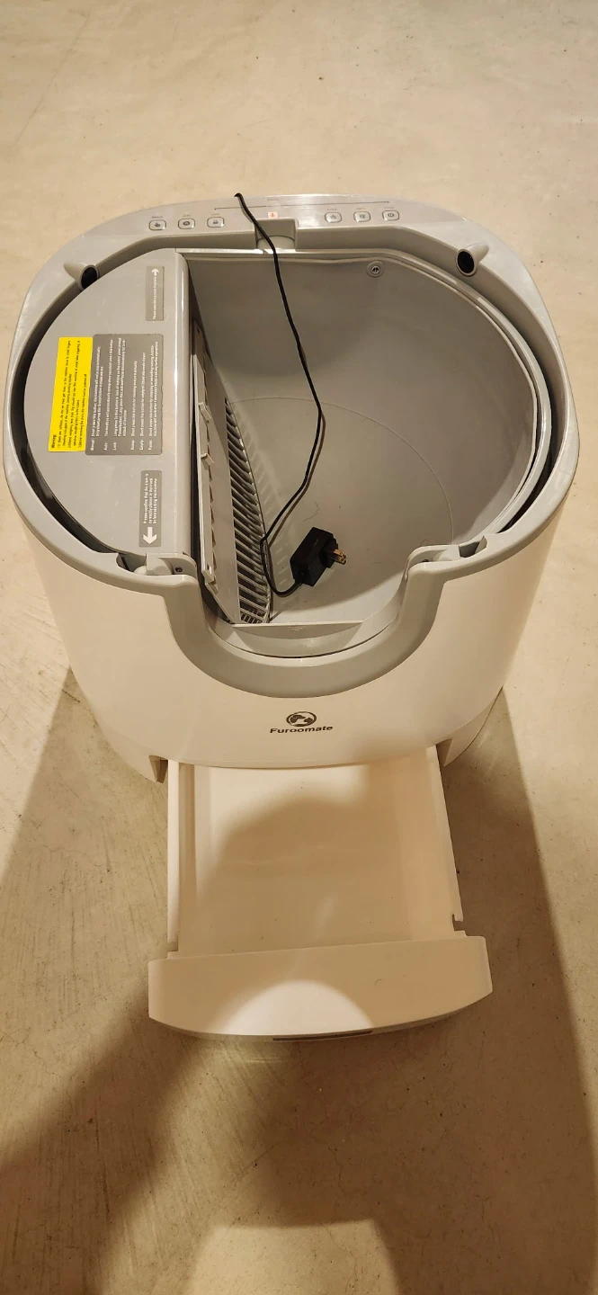 Furooamate Automatic Pet Litter Box BRAND NEW - photo 2