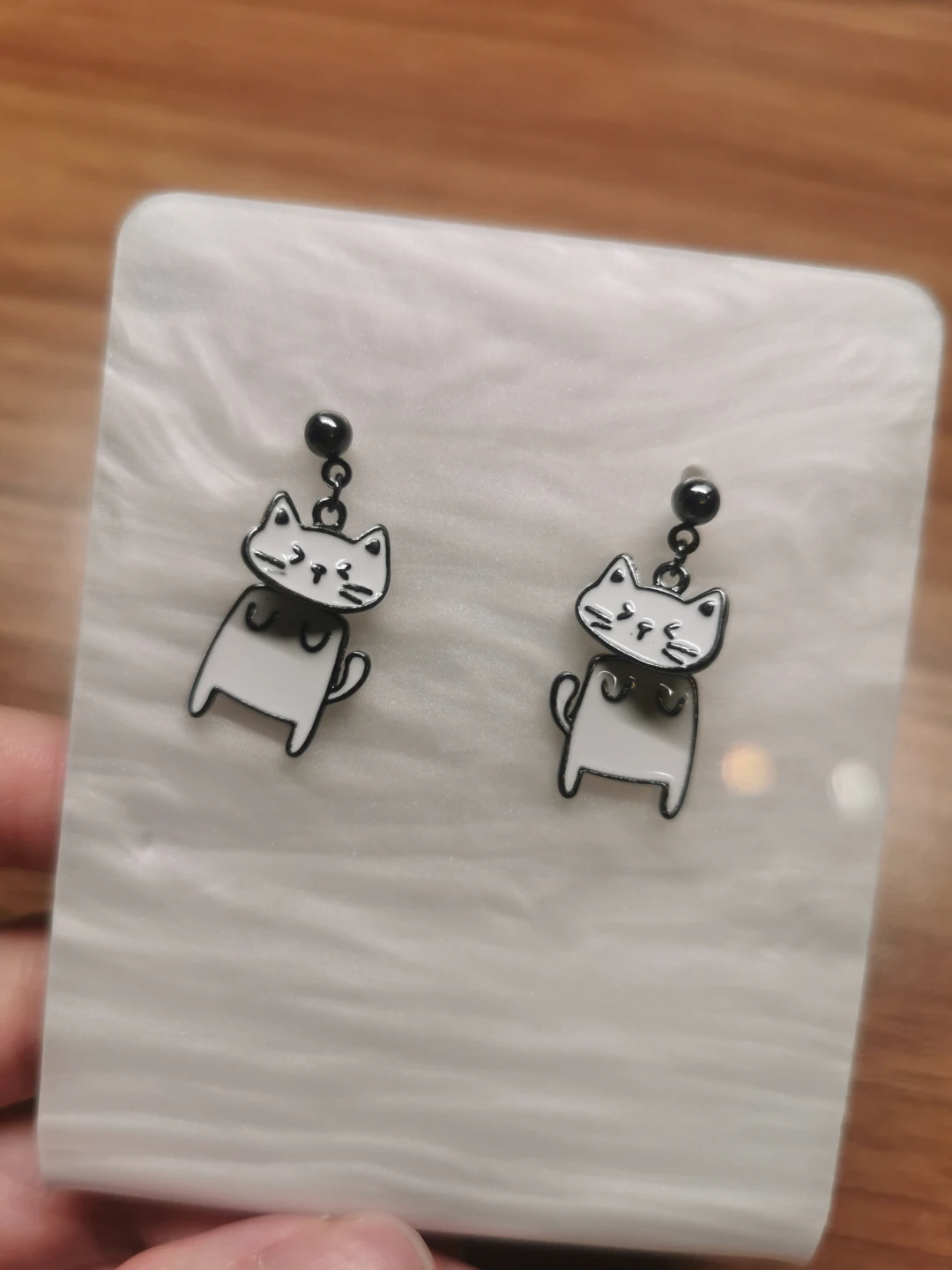 Cute Cat Dangle Earrings - photo 2