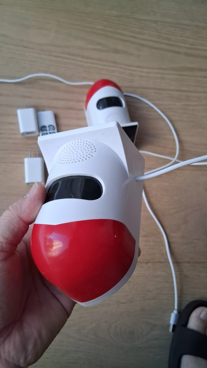 Motion Sensor Alarm 120dB, USB powered AND Solar Powered - photo 4